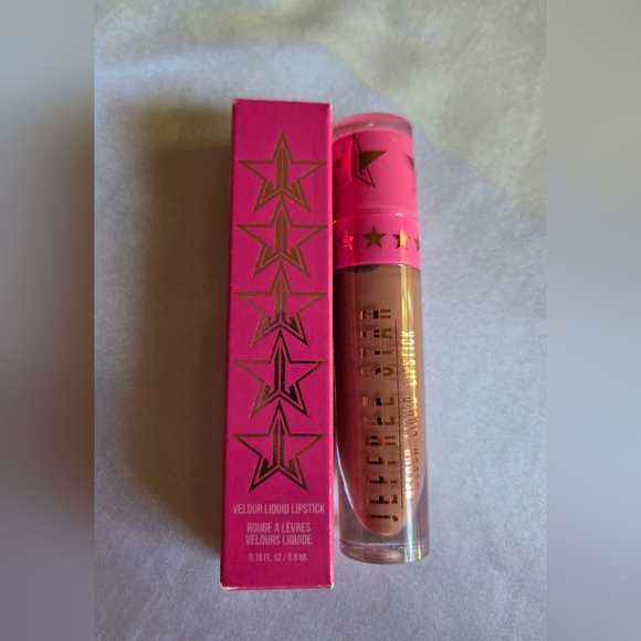 Jeffree Star Other - Jeffree Star Velour Liquid Lipstick - Christmas Cookie